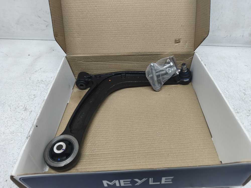 TRIANGLE AVANT DROIT FIAT/FORD - Vue 1